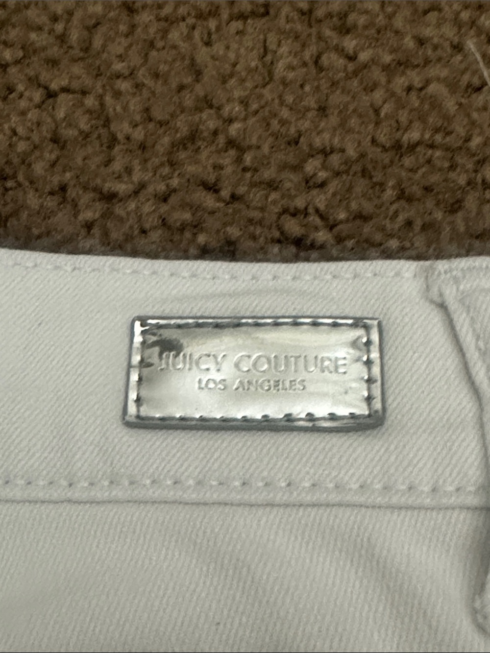 Juicy Couture Y2K Women's White Cuffed Denim Shorts Size 12 - Picture 3 of 5